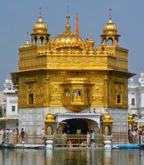  Golden Triangle Tour with Amritsar from Delhi