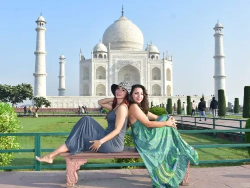 Taj Mahal Sunrise Tour by Car From Delhi